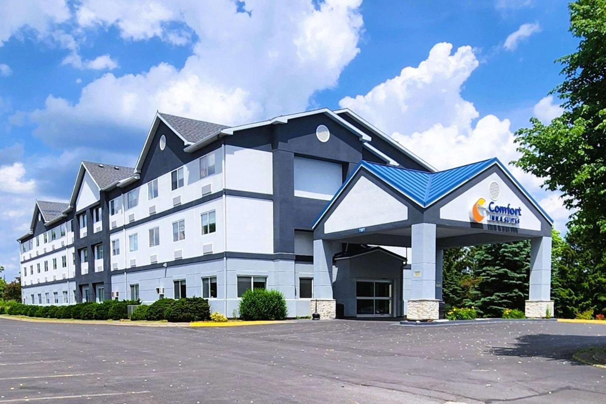 Comfort Inn & Suites Liverpool - Syracuse Exterior photo